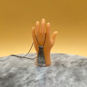 Vintage hammered sterling silver modernist pendant necklace 925 - 00G08K